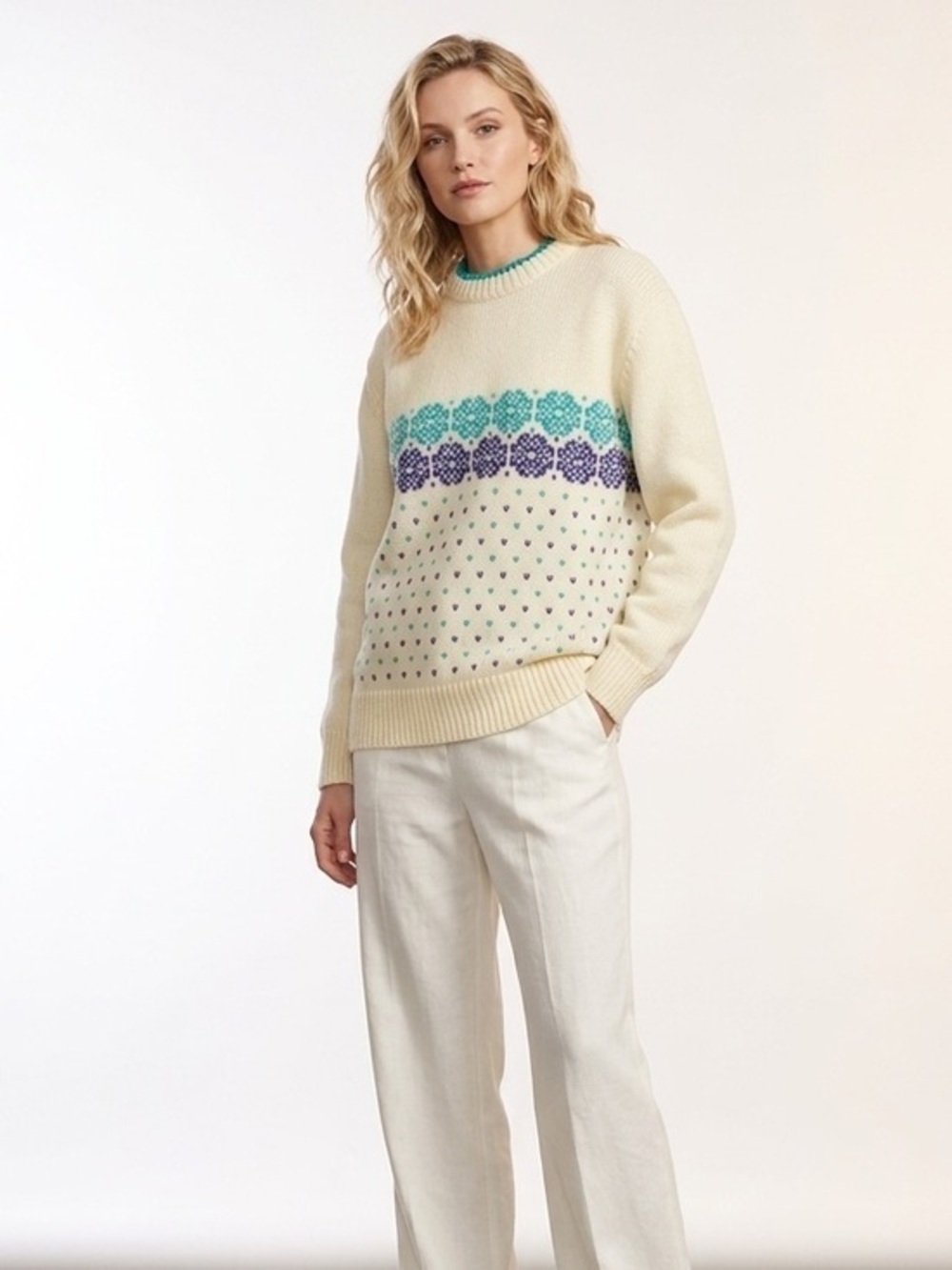 100% Pure Wool 90s Style Fair Isle Cream & Blue Crewneck Sweater Extra Large
